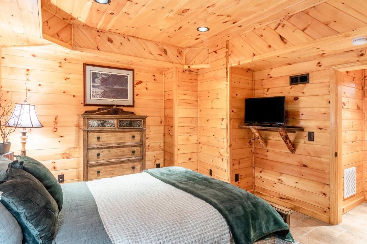 Iron Mountain Lodge - Beautiful Cabin With Forest & Mountain Views! Butler Екстер'єр фото